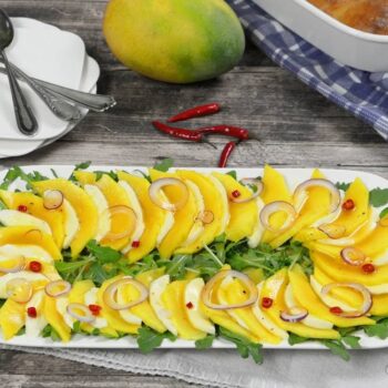 Büffelmozzarella-Mango-Salat