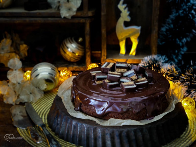 Dominostein-Kuchen – ein Weihnachtsklassiker als Kuchen, sensationell lecker