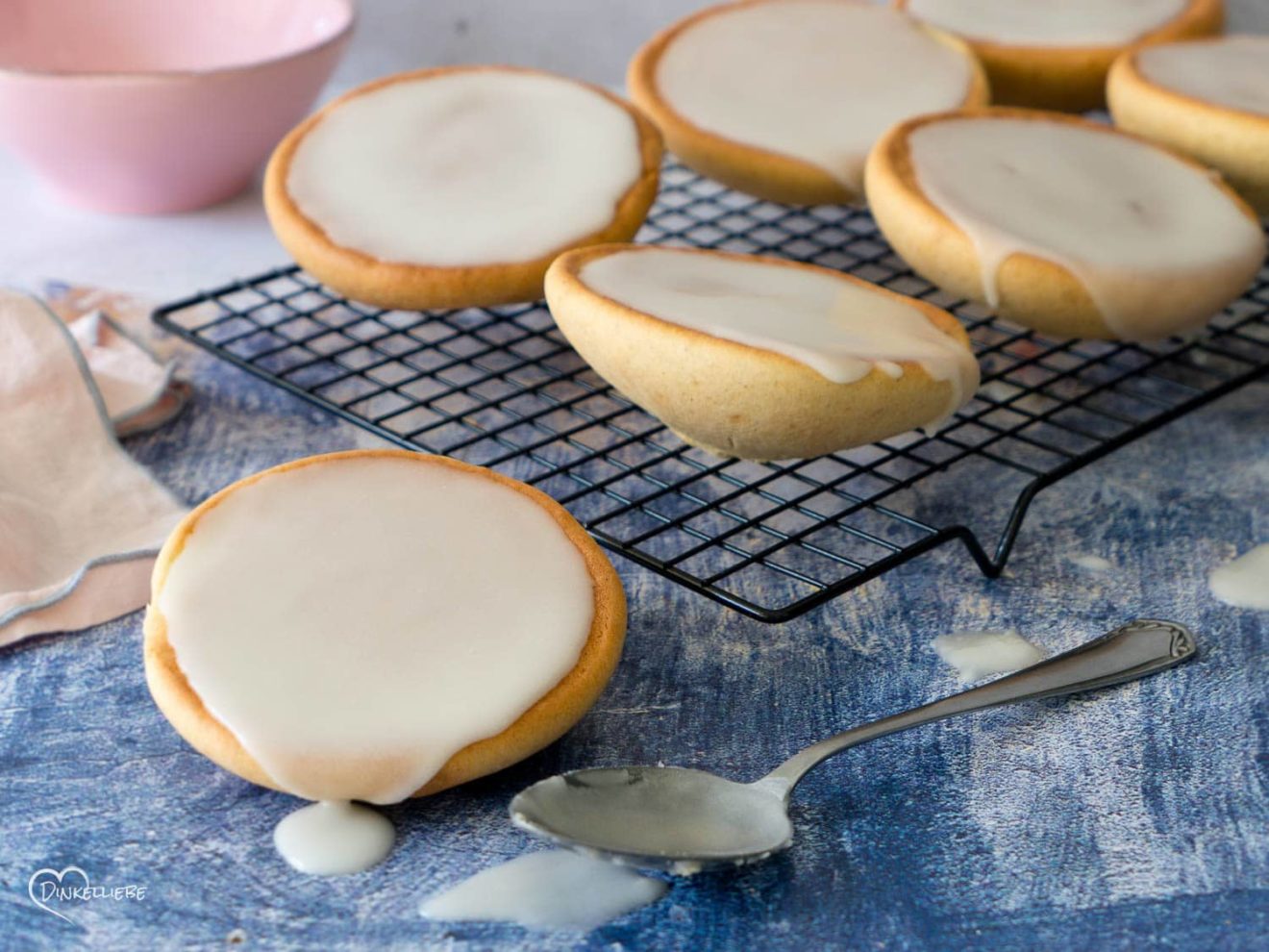 Einfache Dinkel-Amerikaner mit Zuckerguss - Dinkelliebe