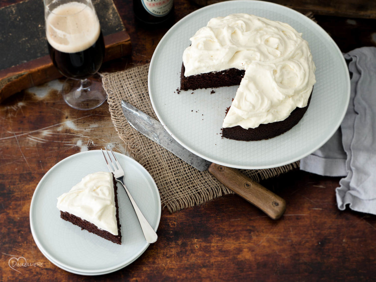 Guinness Chocolate Cake mit Whiskeycreamfrosting - Dinkelliebe