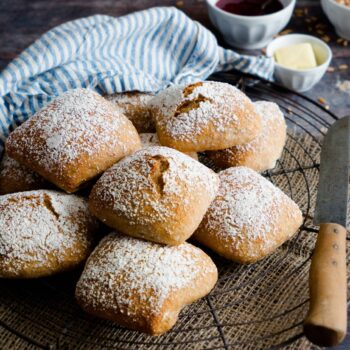 No Knead Dinkel Vollkorn Kartoffelbrötchen