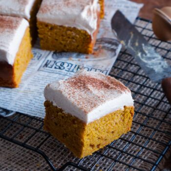 Pumpkin Dream Cake - traumhafter Dinkel Kürbiskuchen